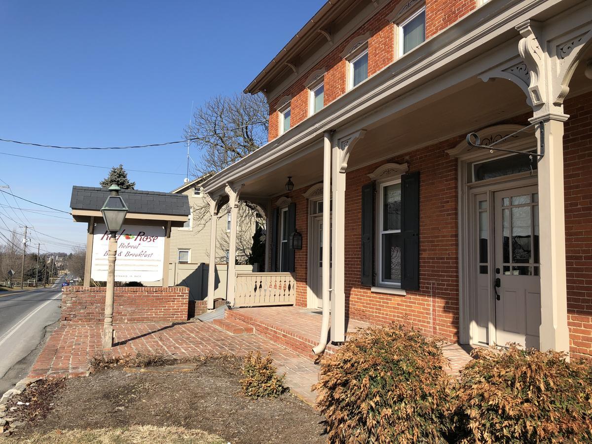 Red Rose Bed & Breakfast Smoketown  Exterior photo