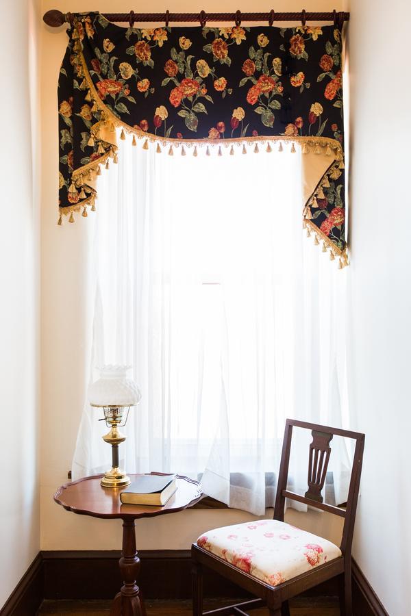Red Rose Bed & Breakfast Smoketown  Exterior photo