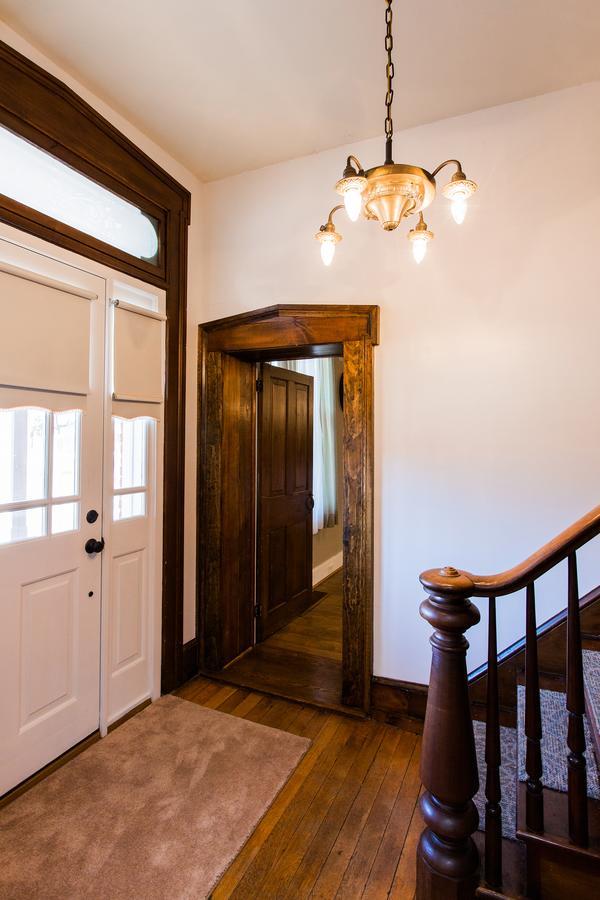 Red Rose Bed & Breakfast Smoketown  Exterior photo
